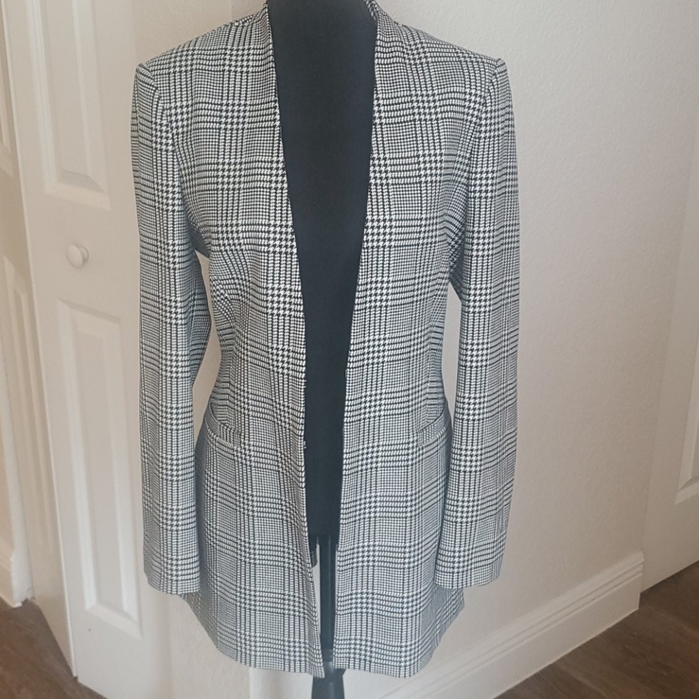 Black and White Tahari Blazer Jacket